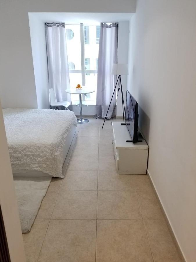 Luxury Kings Palace Private With Shared Kitchen Next To Barasti Dubai