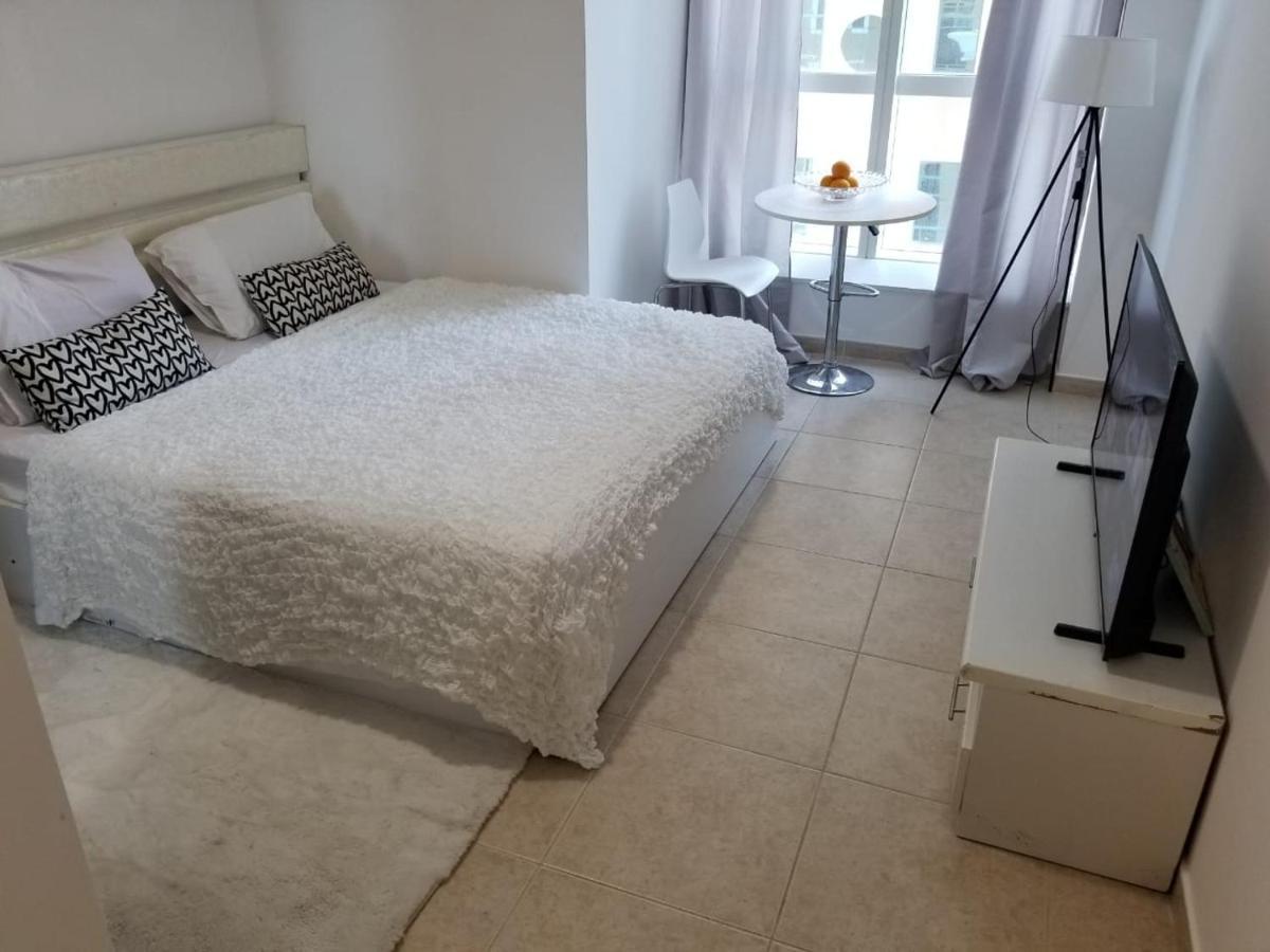 Homestay Luxury Kings Palace Private With Shared Kitchen Next To Barasti